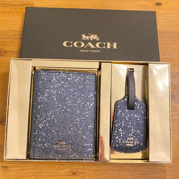 coach passport holder